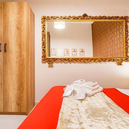 Spinacorona Room Νάπολη Εξωτερικό φωτογραφία